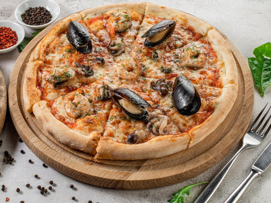 Spanish seafood pizza - Pizzello