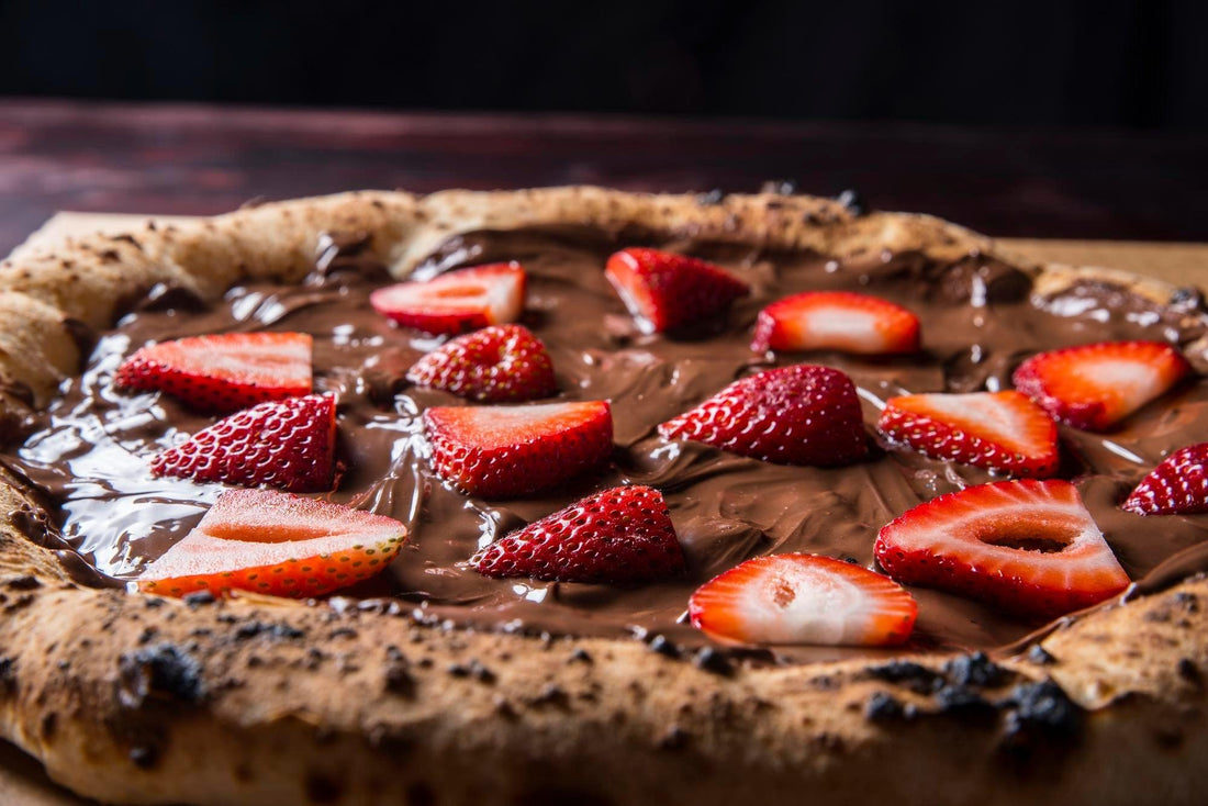 Strawberry Nutella Pizza - Pizzello
